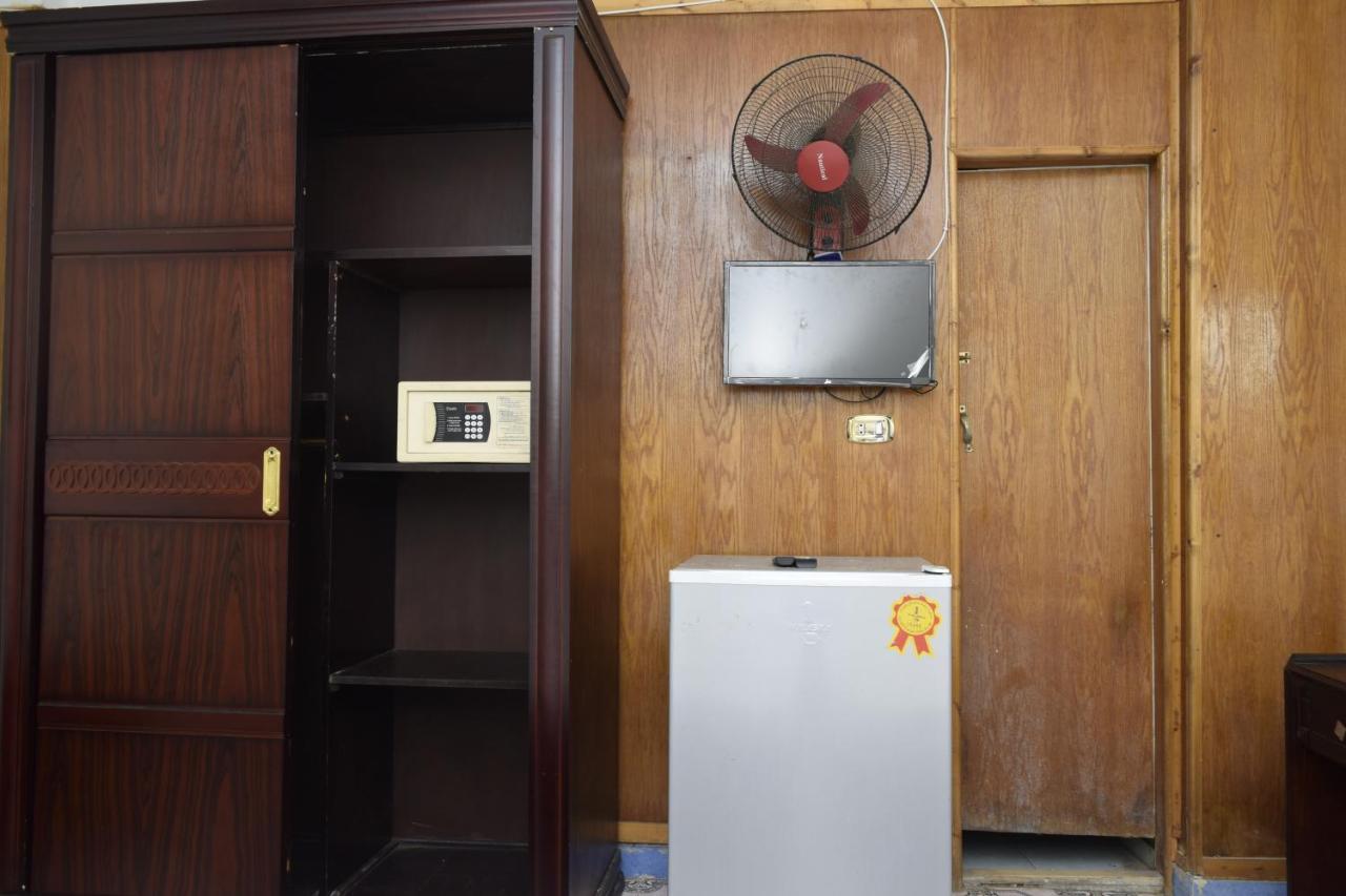 Egyptians Hostel อเล็กซานเดรีย ภายนอก รูปภาพ