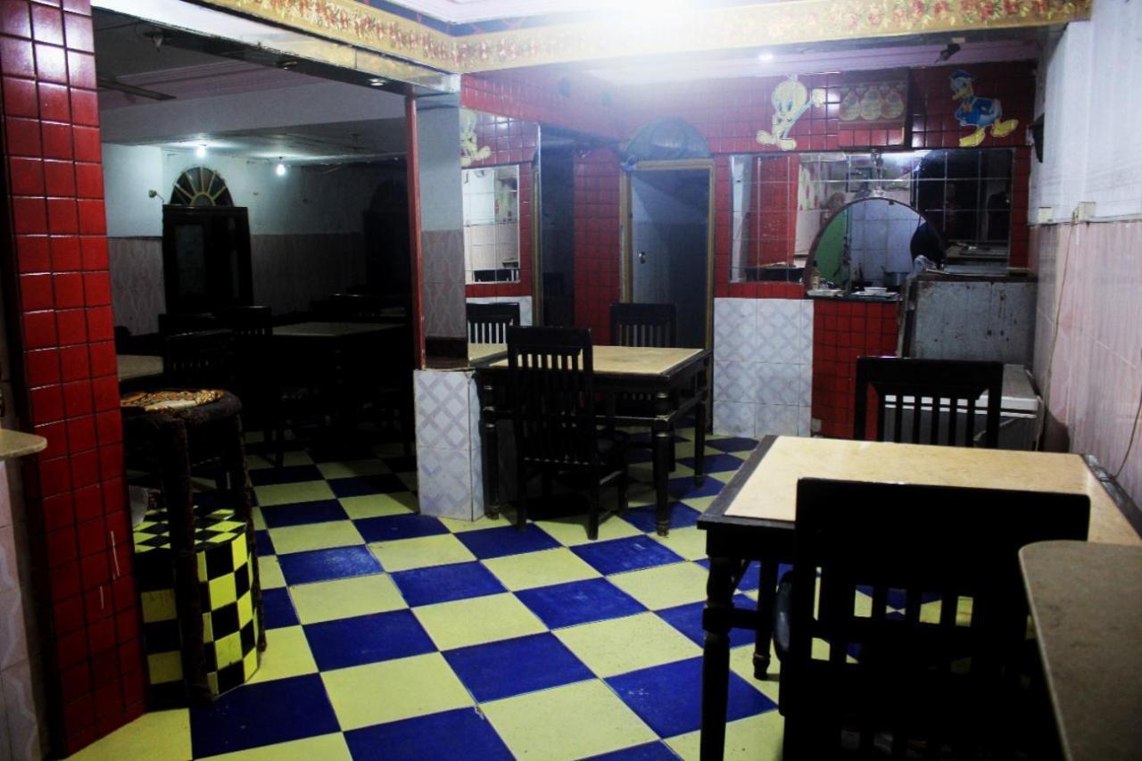 Egyptians Hostel อเล็กซานเดรีย ภายนอก รูปภาพ