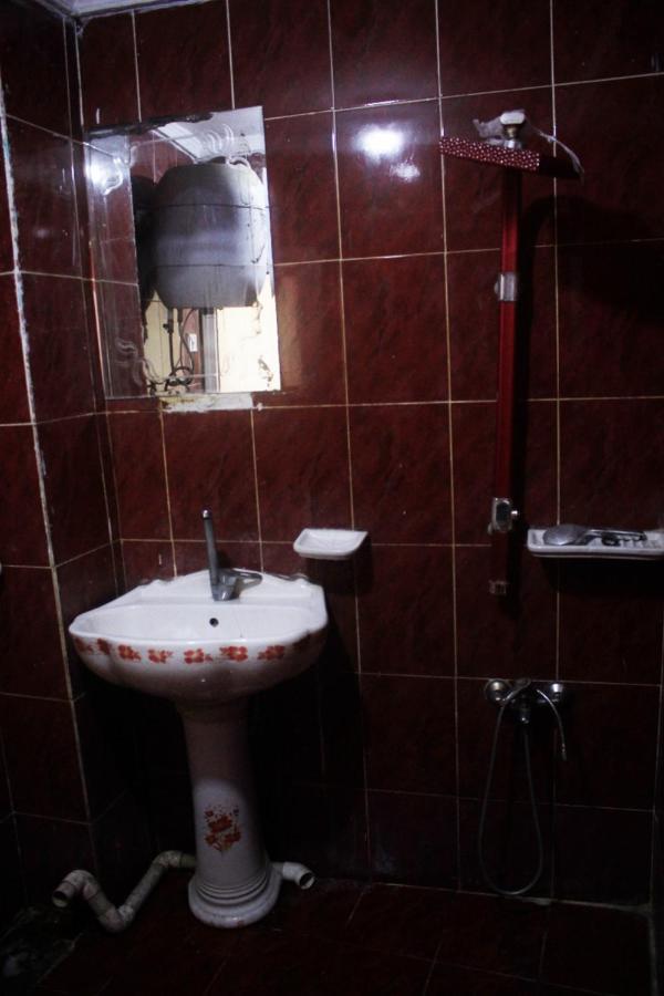 Egyptians Hostel อเล็กซานเดรีย ภายนอก รูปภาพ